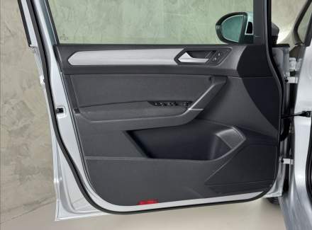 Volkswagen - Touran