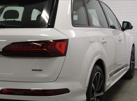 Audi - Q7