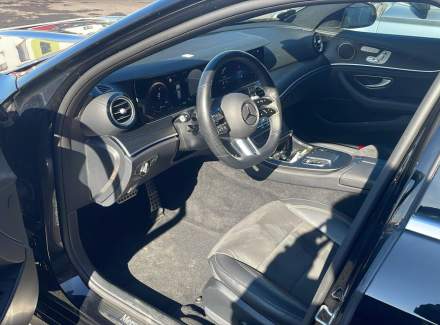 Mercedes-Benz - E-class