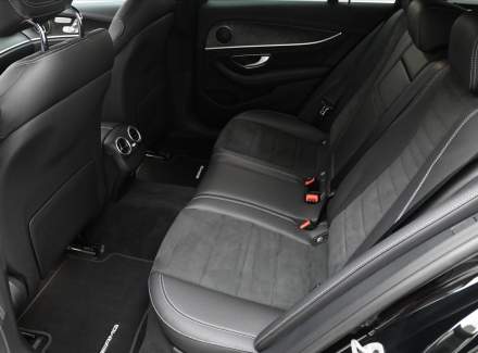 Mercedes-Benz - E-class