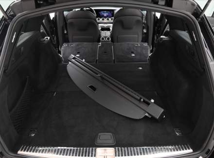 Mercedes-Benz - E-class