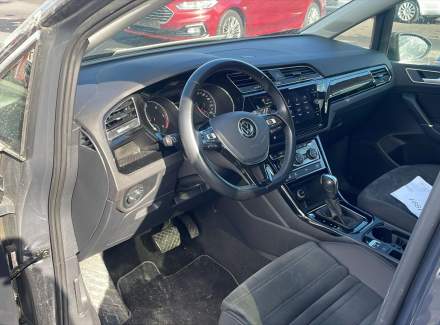 Volkswagen - Touran