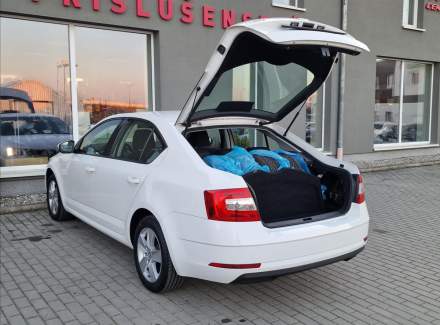 Škoda - Octavia