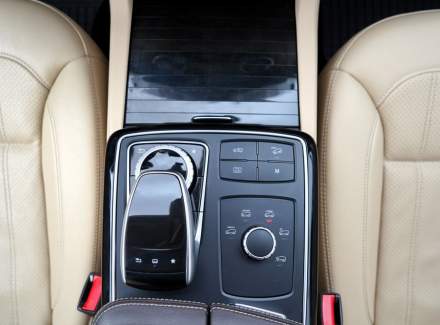 Mercedes-Benz - GLE