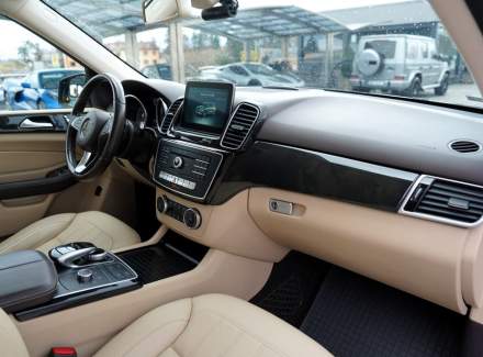 Mercedes-Benz - GLE