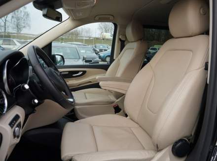 Mercedes-Benz - V-class