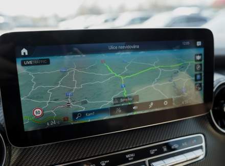 Mercedes-Benz - V-class