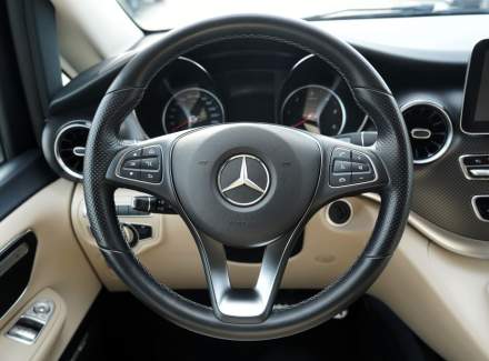 Mercedes-Benz - V-class