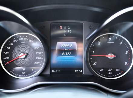 Mercedes-Benz - V-class