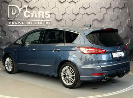 Ford - S-MAX