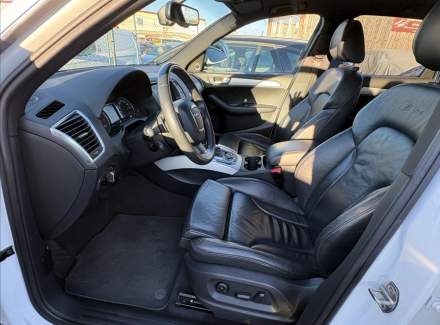 Audi - Q5