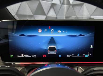 Mercedes-Benz - V-class