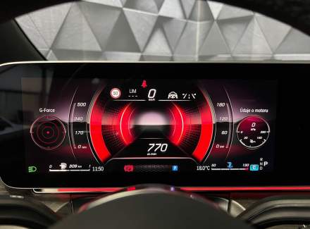 Mercedes-Benz - V-class