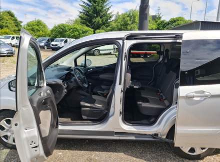 Ford - Tourneo Courier