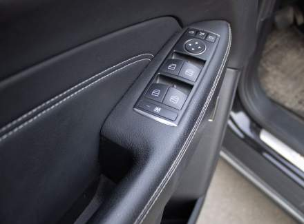 Mercedes-Benz - M-class