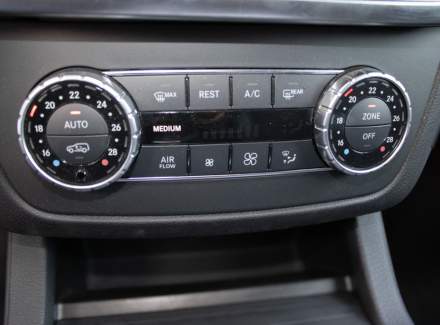 Mercedes-Benz - M-class