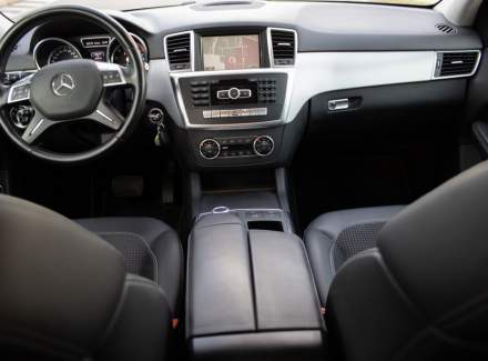 Mercedes-Benz - M-class