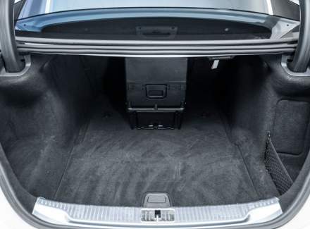 Mercedes-Benz - S-class