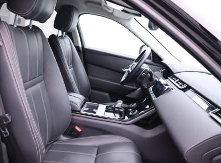 Land Rover - Range Rover Velar