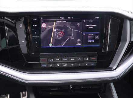 Volkswagen - Touareg