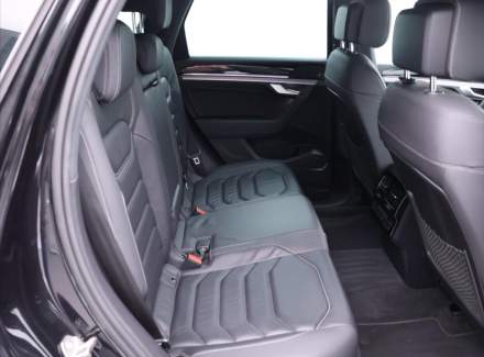 Volkswagen - Touareg