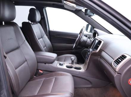 Jeep - Grand Cherokee