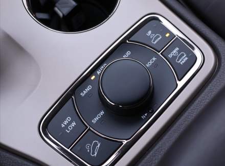 Jeep - Grand Cherokee