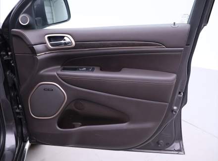 Jeep - Grand Cherokee