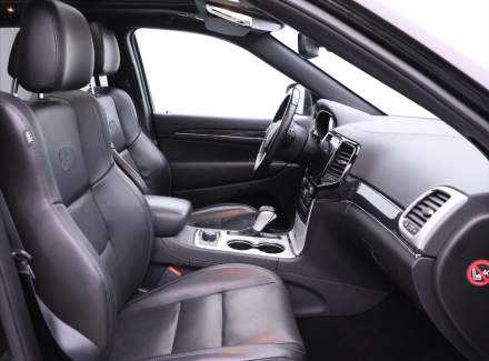 Jeep - Grand Cherokee