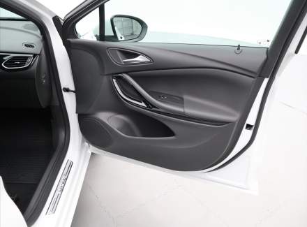 Opel - Astra