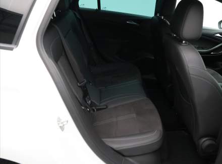 Opel - Astra