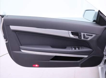 Mercedes-Benz - E-class