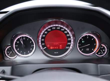 Mercedes-Benz - E-class