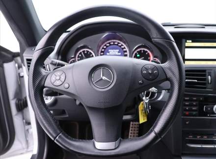Mercedes-Benz - E-class