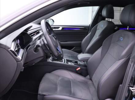 Volkswagen - Arteon