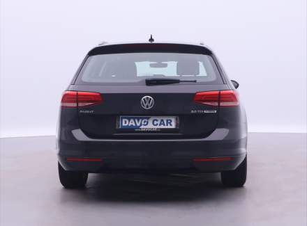 Volkswagen - Passat