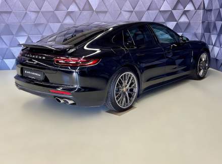 Porsche - Panamera