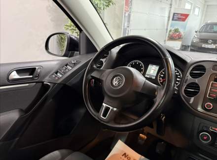 Volkswagen - Tiguan