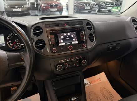 Volkswagen - Tiguan