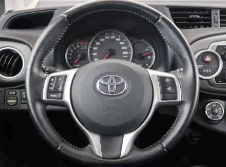 Toyota - Yaris