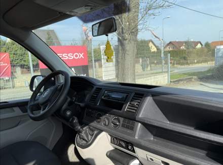 Volkswagen - Caravelle