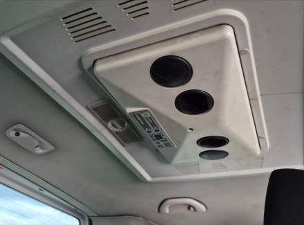 Volkswagen - Caravelle