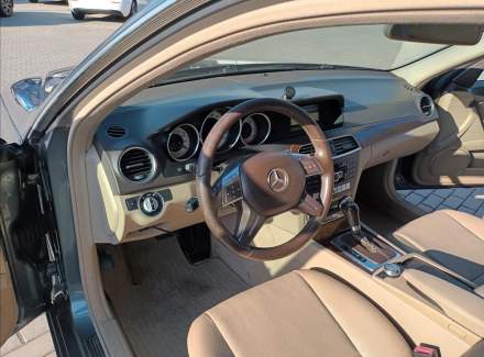 Mercedes-Benz - C-class