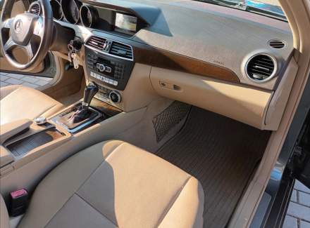 Mercedes-Benz - C-class
