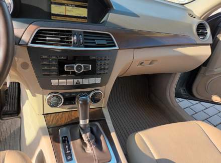 Mercedes-Benz - C-class