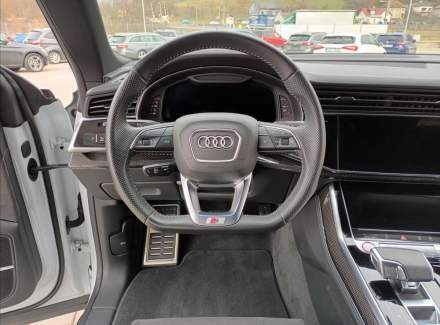 Audi - SQ8