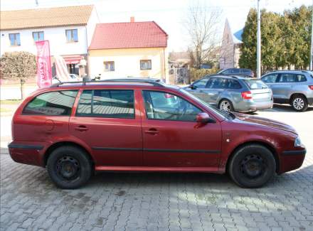 Škoda - Octavia