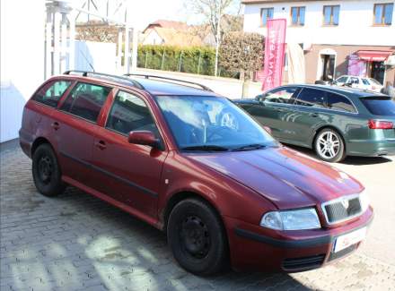 Škoda - Octavia
