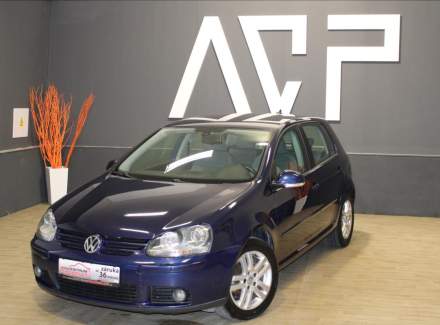 Volkswagen - Golf