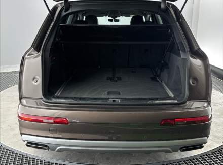 Audi - Q7
